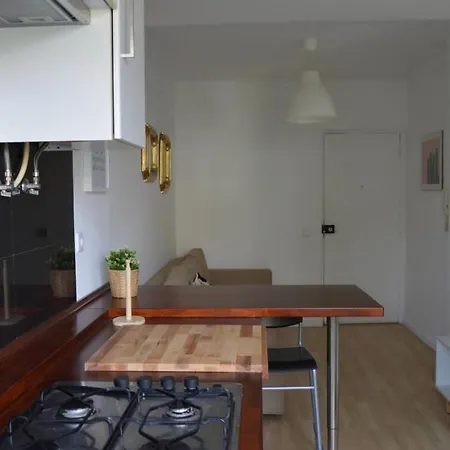 Cosy Near Carcavelos And Beach Appartement *
